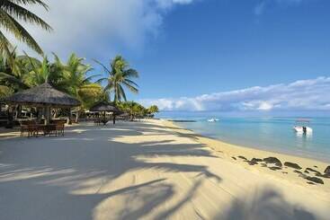 هتل Paradis Beachcomber Golf Resort & Spa