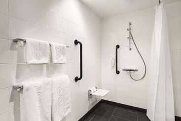 هتل Ramada Oxford
