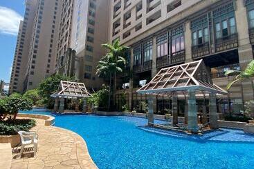 هتل Rambler Garden