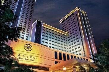 هتل Regal Palace