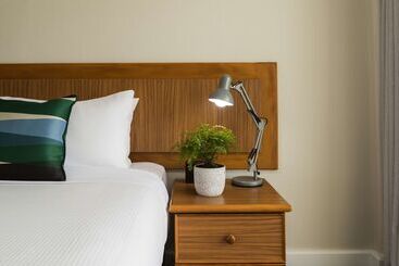 هتل Rydges Lakeland Resort Queenstown