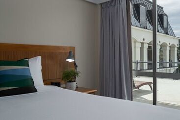 هتل Rydges Lakeland Resort Queenstown