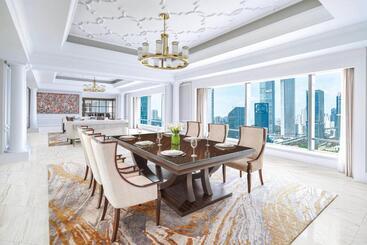 酒店 The Ritzcarlton Jakarta, Mega Kuningan