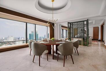 酒店 The Ritzcarlton Jakarta, Mega Kuningan