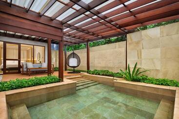 酒店 The Ritzcarlton Jakarta, Mega Kuningan