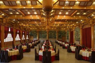 هتل The Silk Road Dunhuang