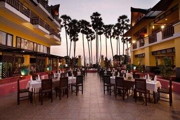 酒店 Woraburi Phuket Resort & Spa   Sha Plus