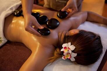 酒店 Woraburi Phuket Resort & Spa   Sha Plus