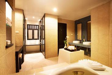 酒店 Woraburi Phuket Resort & Spa   Sha Plus