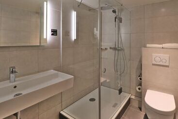 Xo Hotels City Centre