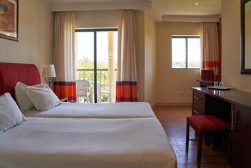 هتل The Navigator - Palm Oasis Alvor - All Inclusive