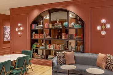 Pennyweight Hotel Boston, Curio Collection By Hilton