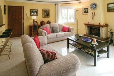 3 Bedroom Gorgeous Home In San Miguel De Salinas - San Miguel de Salinas