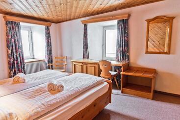 Hotel Bernina Hospiz