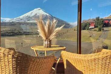 هتل Tambopaxi