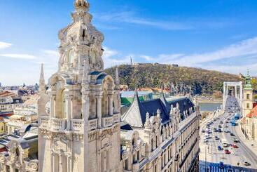هتل Matild Palace, A Luxury Collection