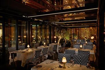 هتل Matild Palace, A Luxury Collection
