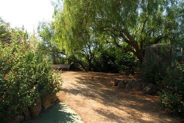 تختخواب و صبحانه Casa Terranova