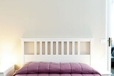 تختخواب و صبحانه Il Tari Apartment