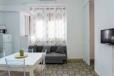 تختخواب و صبحانه Il Tari Apartment
