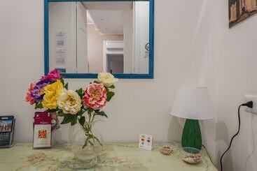 تختخواب و صبحانه Il Tari Apartment