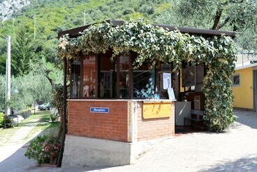 هتل Camping Alpino   Nature Village
