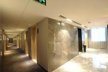 Echarm Hotel Nanning Qingxiu Mountain