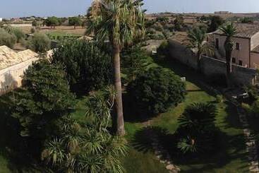 هتل روستایی Agriturismobugilfezza Di Tgesd