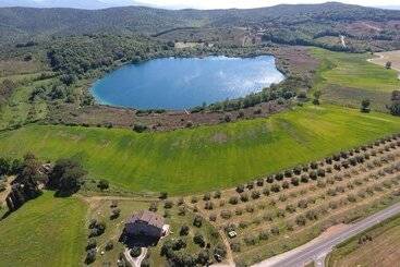 هتل روستایی Agriturismo Poggio Corbello