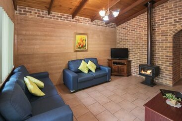 هتل Sandy Bay Holiday Park