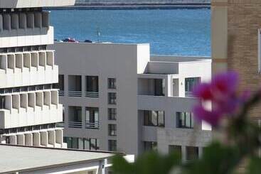 پانسیون Luna Rossa Rooms
