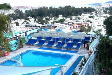 Roadhouse Boutik Otel