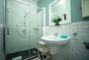 تختخواب و صبحانه Casa Minna