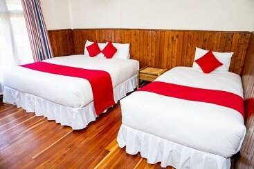 هتل Naro Moru River Lodge