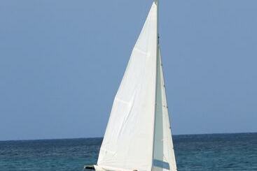 هتل Villaggio Camping Calapineta