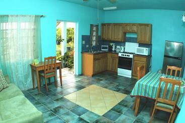 Lamblion Holiday Apartment