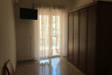 پانسیون B&b Crotone