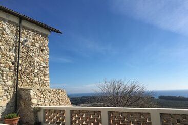 بنسيون Don Giacchi Country House