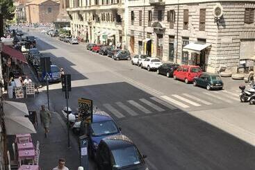 پانسیون Residenza Roma Imperiale