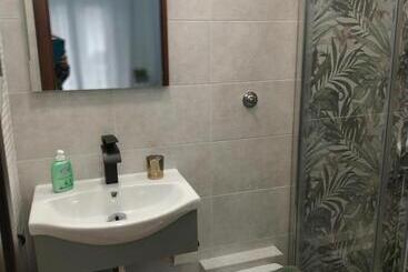 Tilde B&b