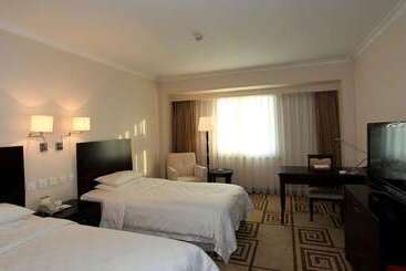 هتل Beijing Continental Grand