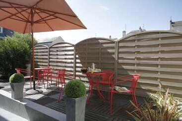 هتل Best Western Adagio Saumur