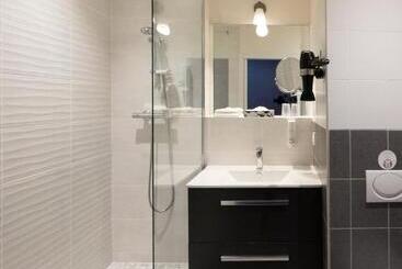 هتل Best Western Adagio Saumur