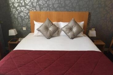 هتل Best Western Adagio Saumur