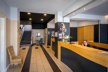 هتل Best Western Adagio Saumur