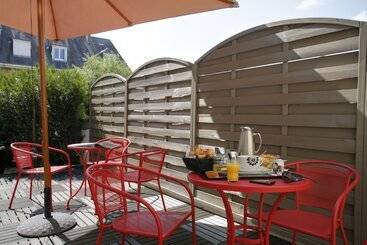 هتل Best Western Adagio Saumur