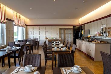 هتل Best Western Adagio Saumur