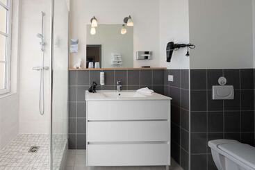 هتل Best Western Adagio Saumur
