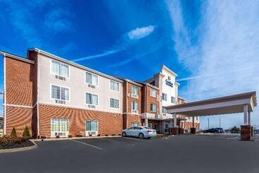 هتل Comfort Inn & Suites Dayton North
