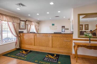 هتل Comfort Inn & Suites Dayton North
